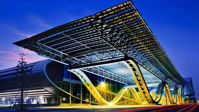 邳州論鋼結構建筑中網架的個性及市場遠景